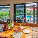 Villa Peaceful Dream Near Split With Heated Pool