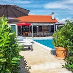 Villa Peaceful Dream Near Split With Heated Pool *