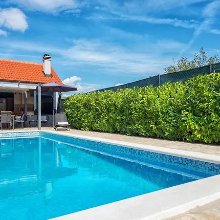 빌라 Peaceful Dream Near Split With Heated Pool Ercegovci