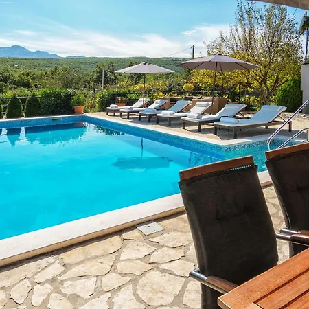 Villa Peaceful Dream Near Split With Heated Pool *